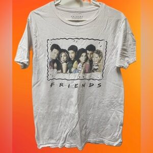 FRIENDS White Graphic Tee with Cast Photo Size Medium